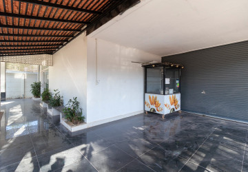 5 Bedroom Shophouse For Rent - Melbourne Residence, Sra Ngae, Siem Reap thumbnail