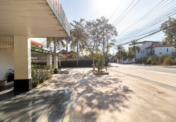 5 Bedroom Shophouse For Rent - Melbourne Residence, Sra Ngae, Siem Reap thumbnail