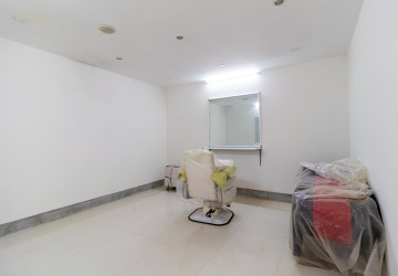 5 Bedroom Shophouse For Rent - Melbourne Residence, Sra Ngae, Siem Reap thumbnail