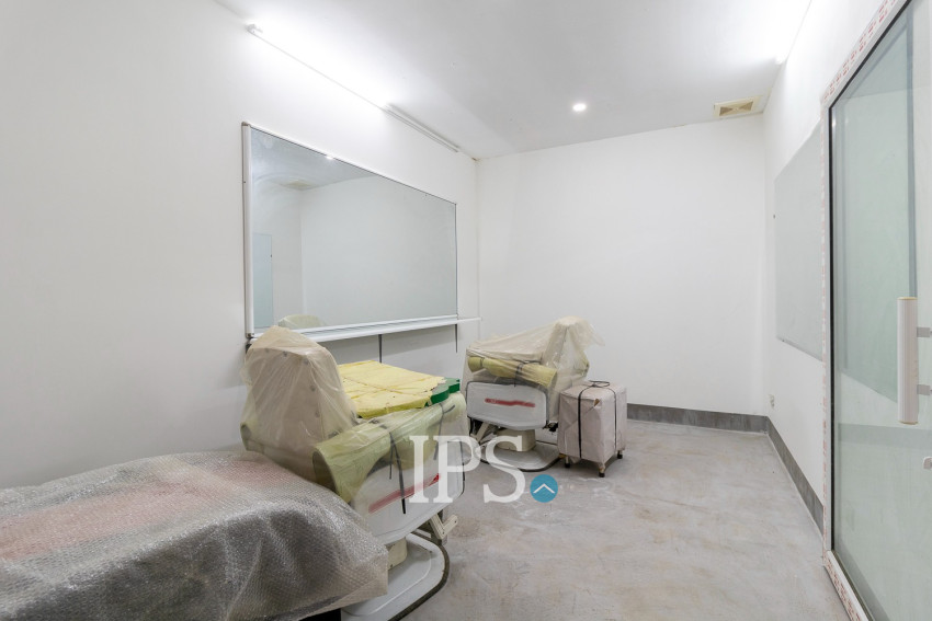 5 Bedroom Shophouse For Rent - Melbourne Residence, Sra Ngae, Siem Reap