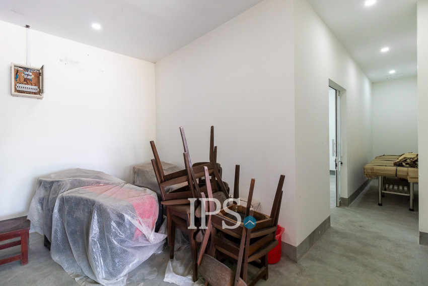 5 Bedroom Shophouse For Rent - Melbourne Residence, Sra Ngae, Siem Reap