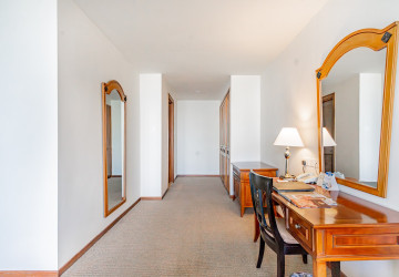 2 Bedroom Serviced Apartment For Rent - Chakto Mukh, Phnom Penh thumbnail