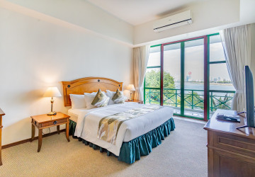 2 Bedroom Serviced Apartment For Rent - Chakto Mukh, Phnom Penh thumbnail