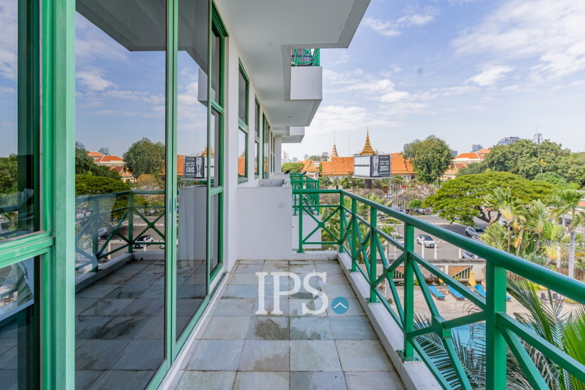2 Bedroom Serviced Apartment For Rent - Chakto Mukh, Phnom Penh