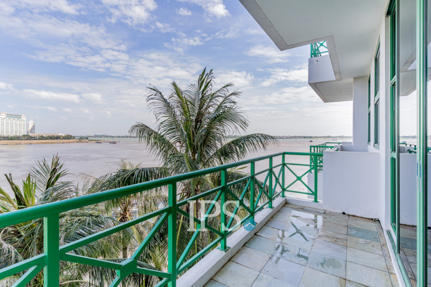 2 Bedroom Serviced Apartment For Rent - Chakto Mukh, Phnom Penh