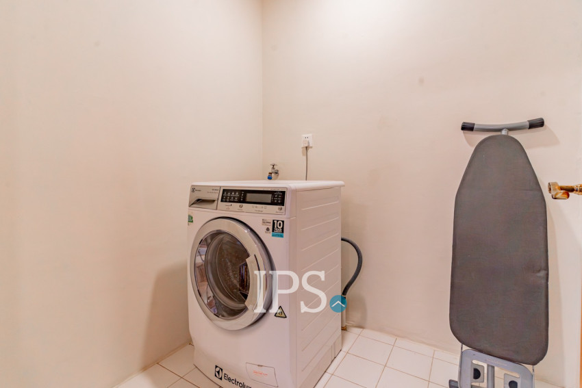 2 Bedroom Serviced Apartment For Rent - Chakto Mukh, Phnom Penh