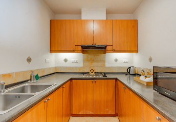 2 Bedroom Serviced Apartment For Rent - Chakto Mukh, Phnom Penh thumbnail