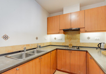 2 Bedroom Serviced Apartment For Rent - Chakto Mukh, Phnom Penh thumbnail