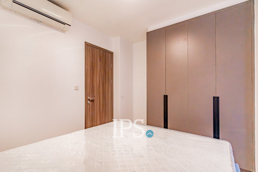 3 Bedroom Condo For Rent - The Peak, Tonle Bassac, Phnom Penh