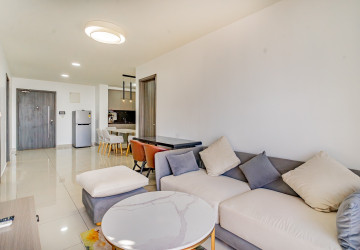 3 Bedroom Condo For Rent - The Peak, Tonle Bassac, Phnom Penh thumbnail