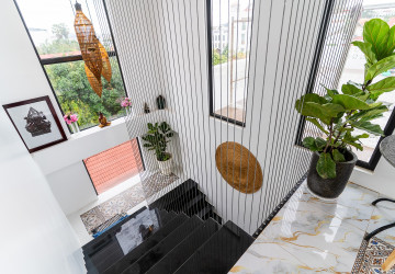 11 Unit Apartment Building For Sale - Svay Dangkum, Siem Reap thumbnail