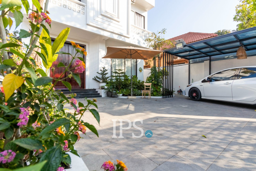 11 Unit Apartment Building For Sale - Svay Dangkum, Siem Reap