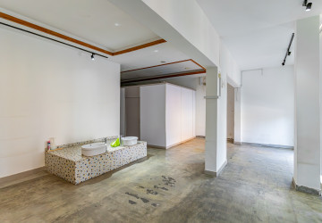 395 Sqm Commercial Building For Rent - BKK1, Phnom Penh thumbnail