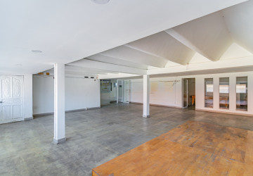 395 Sqm Commercial Building For Rent - BKK1, Phnom Penh thumbnail
