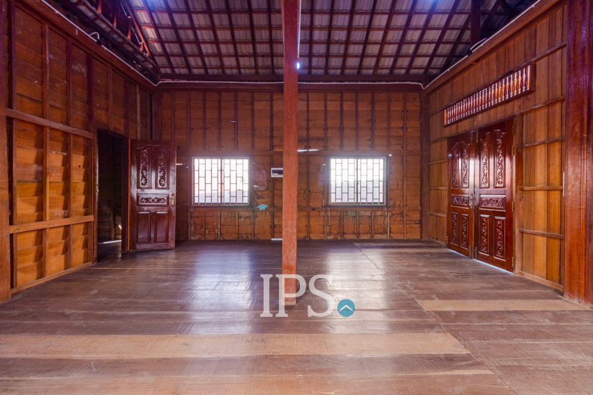 2 Bedroom Shophouse For Rent - Svay Dangkum, Siem Reap