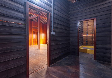 2 Bedroom Shophouse For Rent - Svay Dangkum, Siem Reap thumbnail