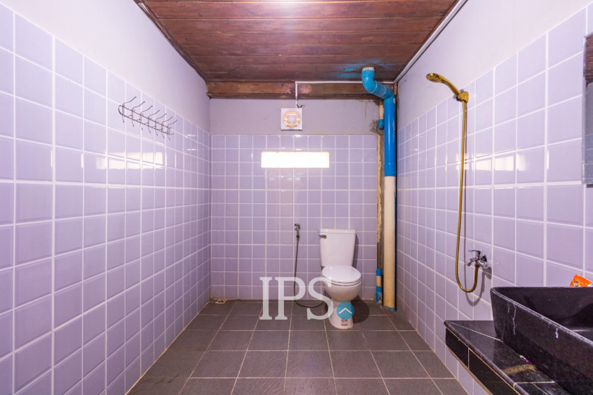 2 Bedroom Shophouse For Rent - Svay Dangkum, Siem Reap