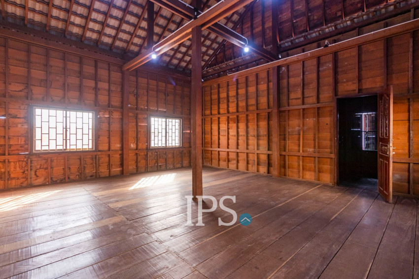 2 Bedroom Shophouse For Rent - Svay Dangkum, Siem Reap