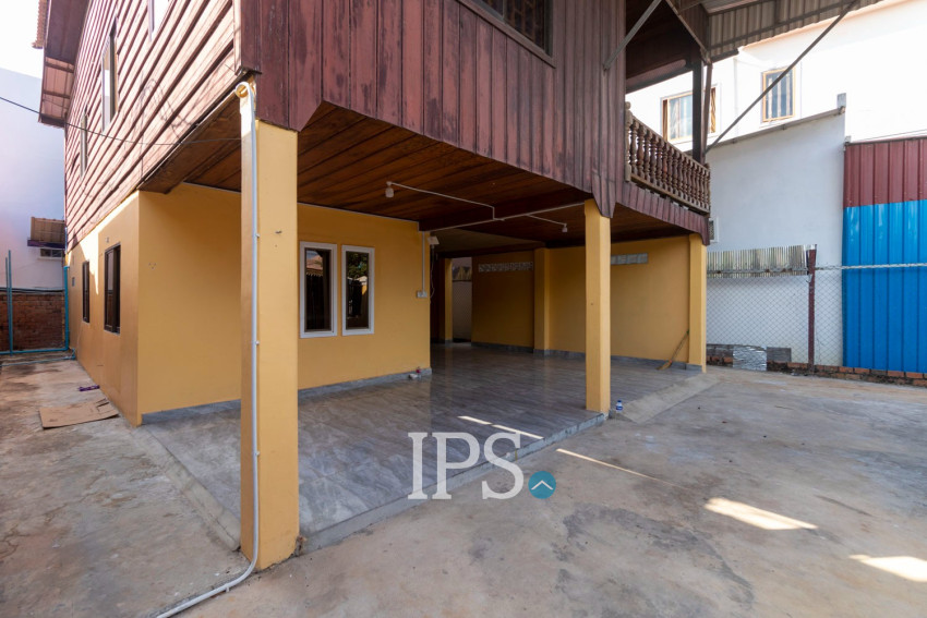 2 Bedroom Shophouse For Rent - Svay Dangkum, Siem Reap