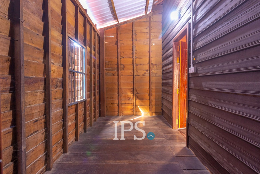 2 Bedroom Shophouse For Rent - Svay Dangkum, Siem Reap