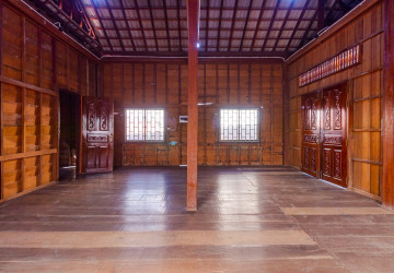 2 Bedroom Shophouse For Rent - Svay Dangkum, Siem Reap thumbnail