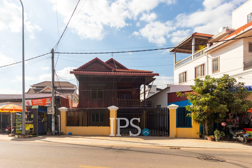 2 Bedroom Shophouse For Rent - Svay Dangkum, Siem Reap