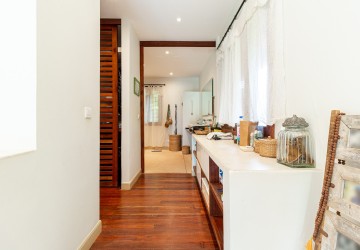 5 Bedroom Luxury Villa For Rent - Svay Dangkum, Siem Reap thumbnail