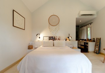 5 Bedroom Luxury Villa For Rent - Svay Dangkum, Siem Reap thumbnail