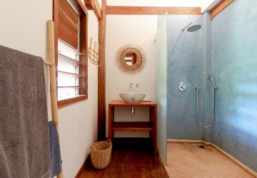 5 Bedroom Luxury Villa For Rent - Svay Dangkum, Siem Reap thumbnail