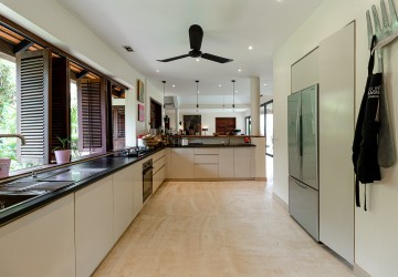 5 Bedroom Luxury Villa For Rent - Svay Dangkum, Siem Reap thumbnail