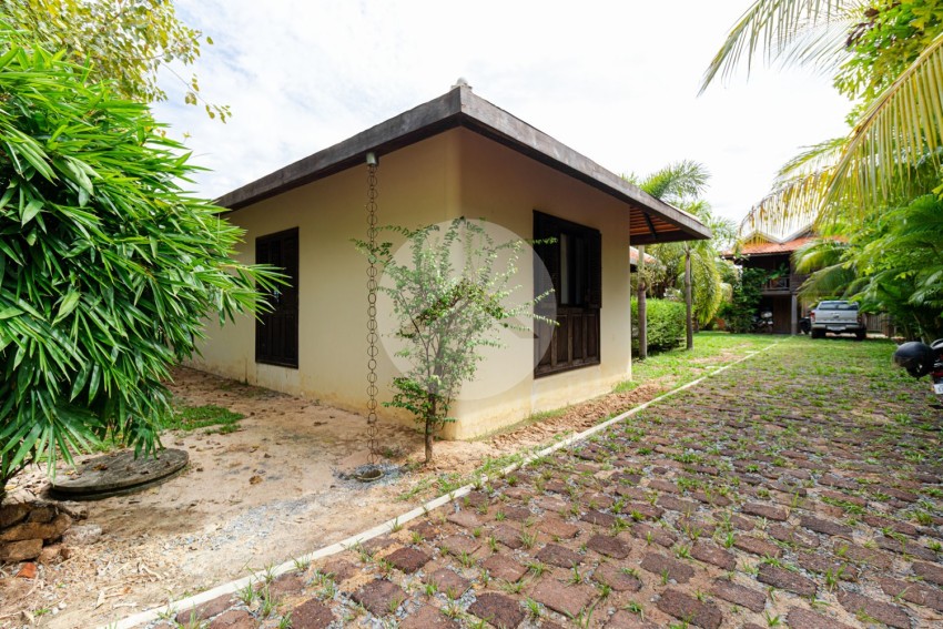 5 Bedroom Luxury Villa For Rent - Svay Dangkum, Siem Reap