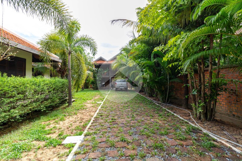 5 Bedroom Luxury Villa For Rent - Svay Dangkum, Siem Reap