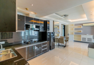 2 Bedroom Condo For Rent - Silvertown, BKK1, Phnom Penh thumbnail