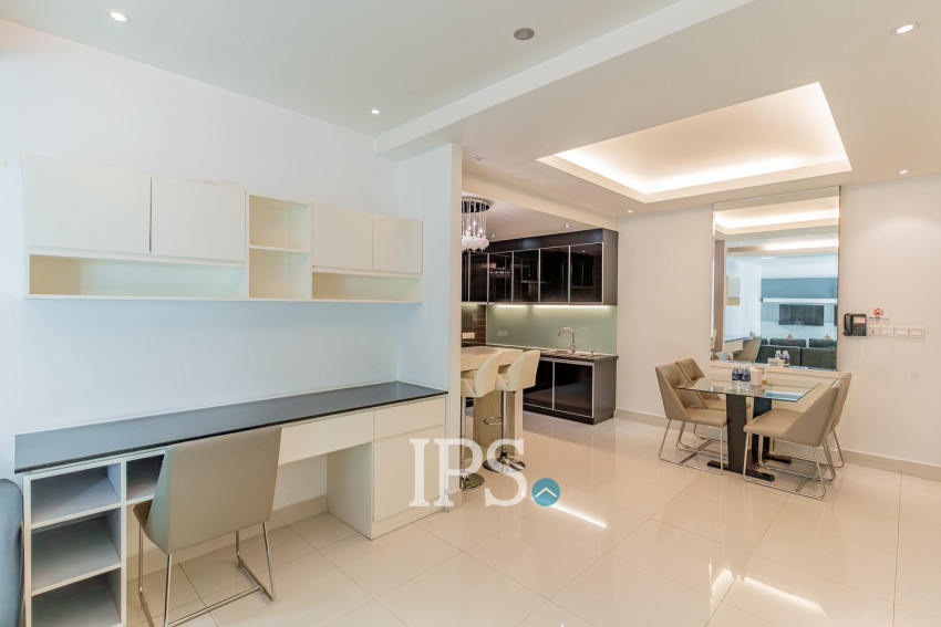 2 Bedroom Condo For Rent - Silvertown, BKK1, Phnom Penh