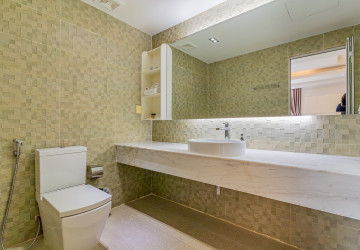 2 Bedroom Condo For Rent - Silvertown, BKK1, Phnom Penh thumbnail