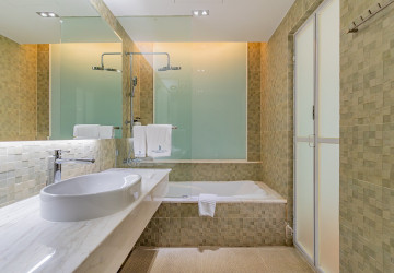 2 Bedroom Condo For Rent - Silvertown, BKK1, Phnom Penh thumbnail