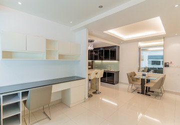 2 Bedroom Condo For Rent - Silvertown, BKK1, Phnom Penh thumbnail