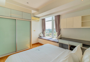2 Bedroom Condo For Rent - Silvertown, BKK1, Phnom Penh thumbnail