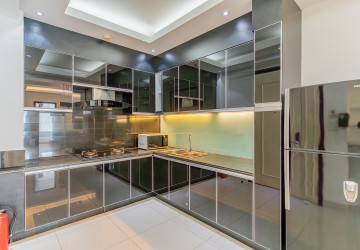 2 Bedroom Condo For Rent - Silvertown, BKK1, Phnom Penh thumbnail