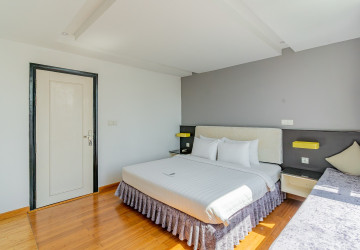 2 Bedroom Condo For Rent - Silvertown, BKK1, Phnom Penh thumbnail