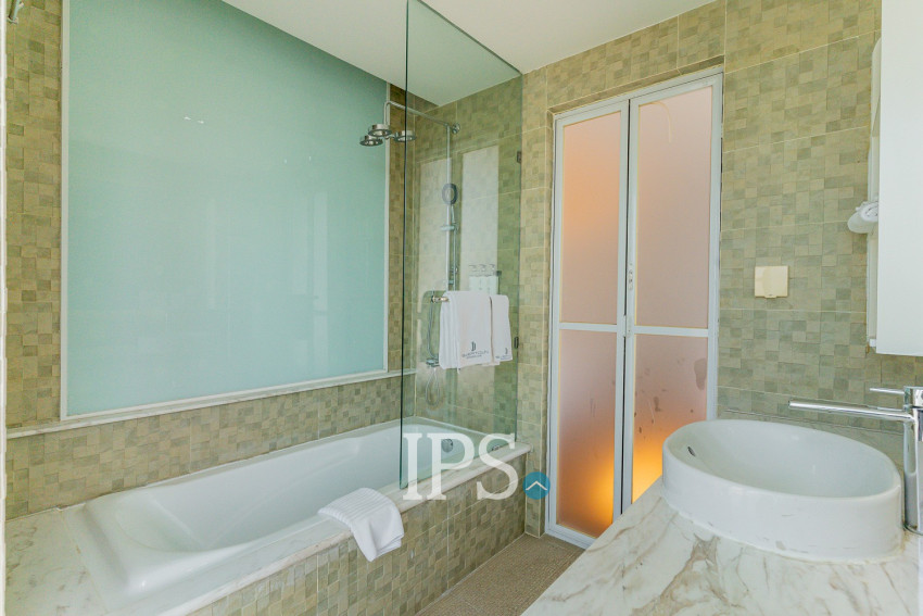 2 Bedroom Condo For Rent - Silvertown, BKK1, Phnom Penh