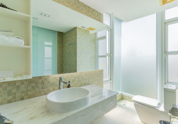 2 Bedroom Condo For Rent - Silvertown, BKK1, Phnom Penh thumbnail