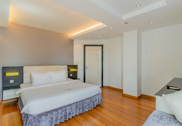 2 Bedroom Condo For Rent - Silvertown, BKK1, Phnom Penh thumbnail