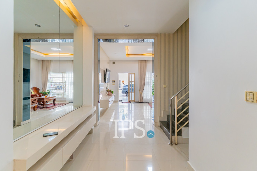 4 Bedroom Twin Villa For Rent - Borey Peng Houth The Star Quaterial, Sen Sok, Phnom Penh