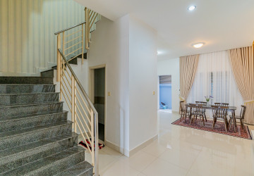 4 Bedroom Twin Villa For Rent - Borey Peng Houth The Star Quaterial, Sen Sok, Phnom Penh thumbnail