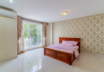 4 Bedroom Twin Villa For Rent - Borey Peng Houth The Star Quaterial, Sen Sok, Phnom Penh thumbnail