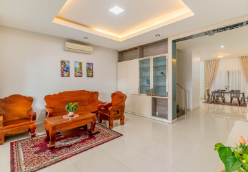 4 Bedroom Twin Villa For Rent - Borey Peng Houth The Star Quaterial, Sen Sok, Phnom Penh thumbnail