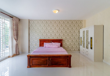4 Bedroom Twin Villa For Rent - Borey Peng Houth The Star Quaterial, Sen Sok, Phnom Penh thumbnail