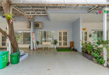 4 Bedroom Twin Villa For Rent - Borey Peng Houth The Star Quaterial, Sen Sok, Phnom Penh thumbnail