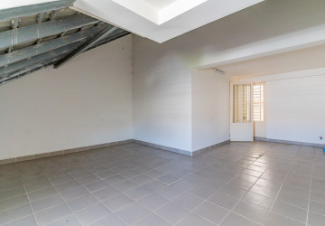 4 Bedroom Twin Villa For Rent - Borey Peng Houth The Star Quaterial, Sen Sok, Phnom Penh thumbnail